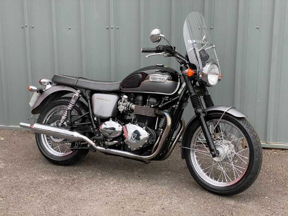 Triumph Bonneville T100