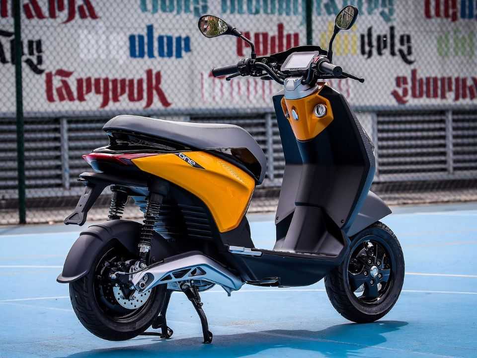 Piaggio One