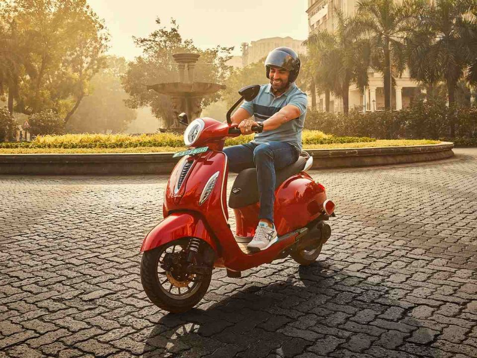 Bajaj Chetak 2022