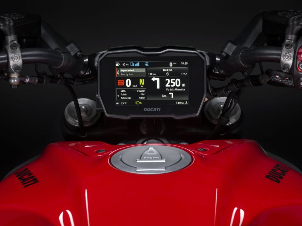 Ducati Diavel V4 2023