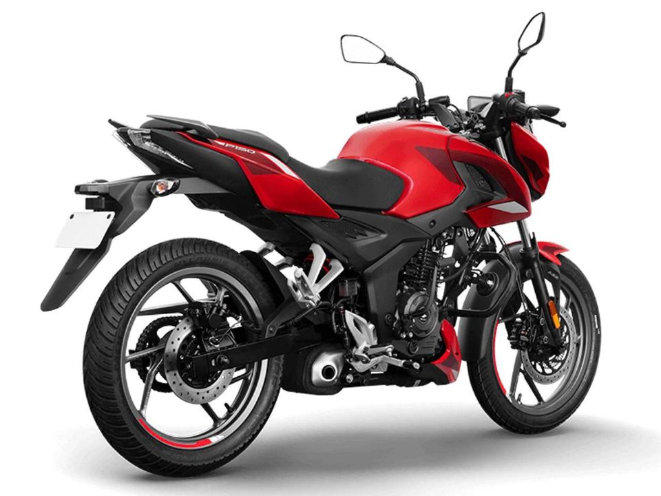 BajajPulsar P150 2023 - 3/4 traseira