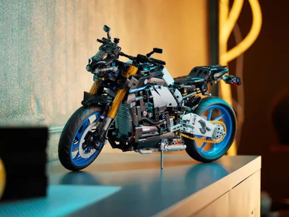 Miniatura de LEGO da Yamaha MT-10 SP