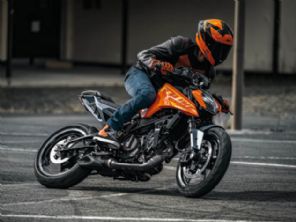 KTM?50 Duke