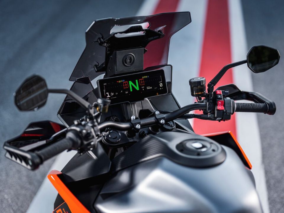 KTM 1390 Super Duke GT 2025