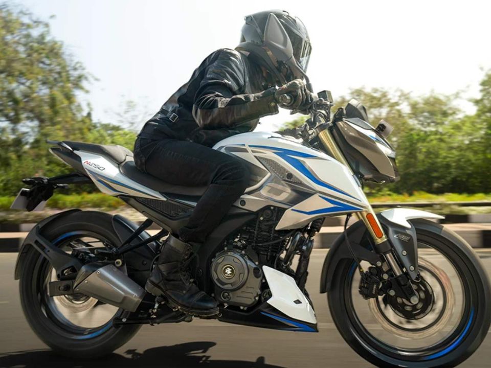 Bajaj Pulsar N250 2024