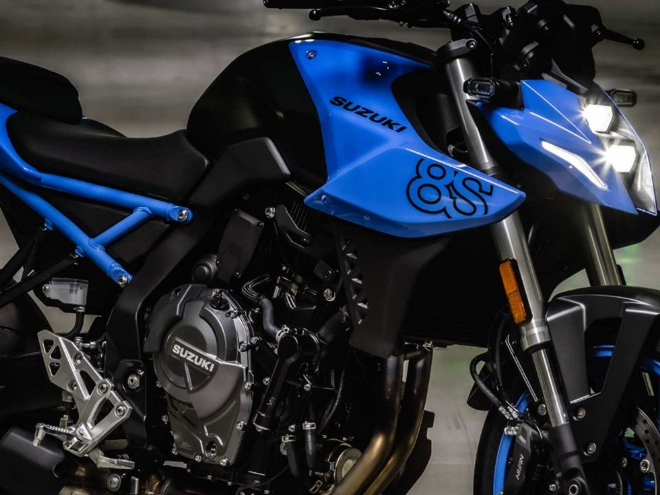 Suzuki GSX-8S 2024