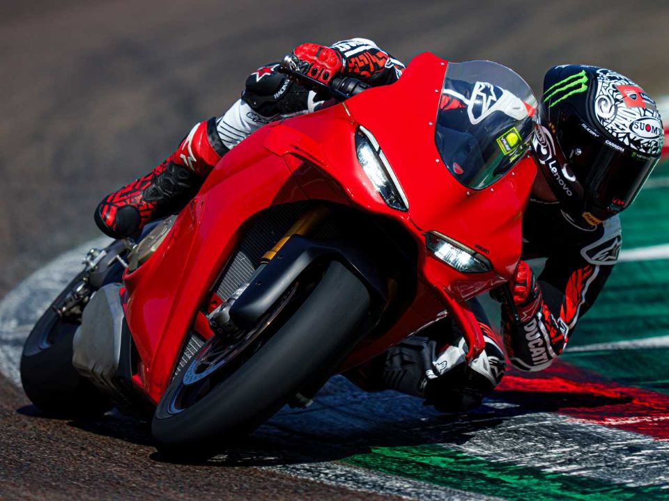 Ducati Panigale V4 2025