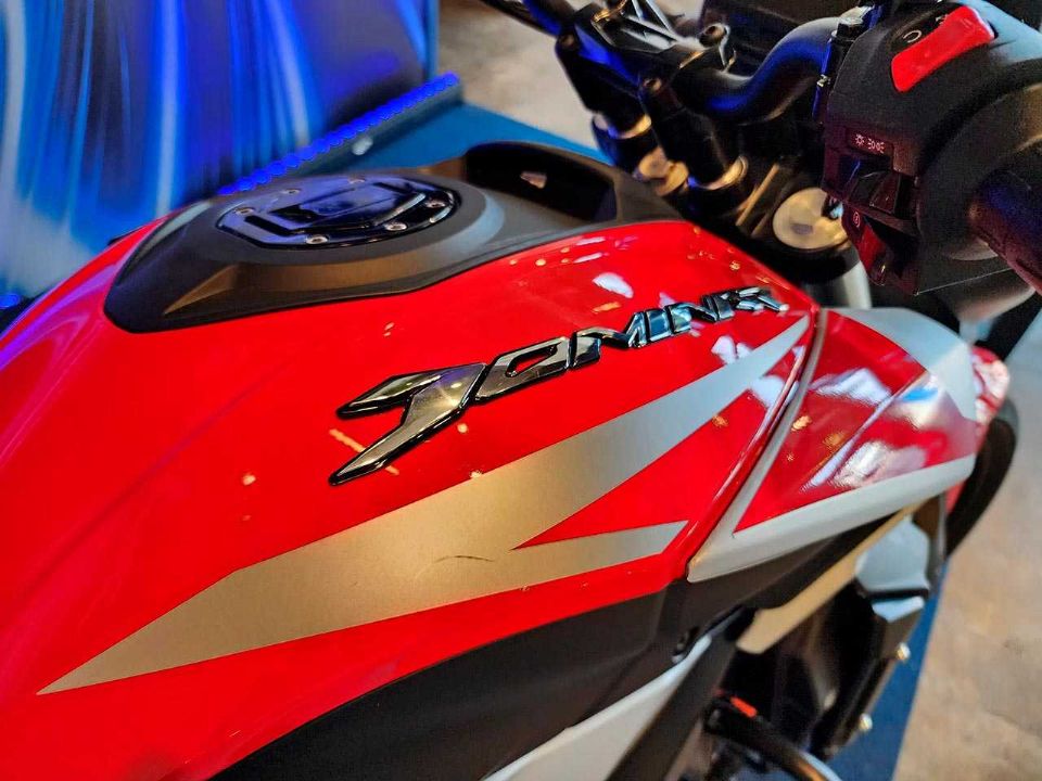 Bajaj Dominar 250 2025